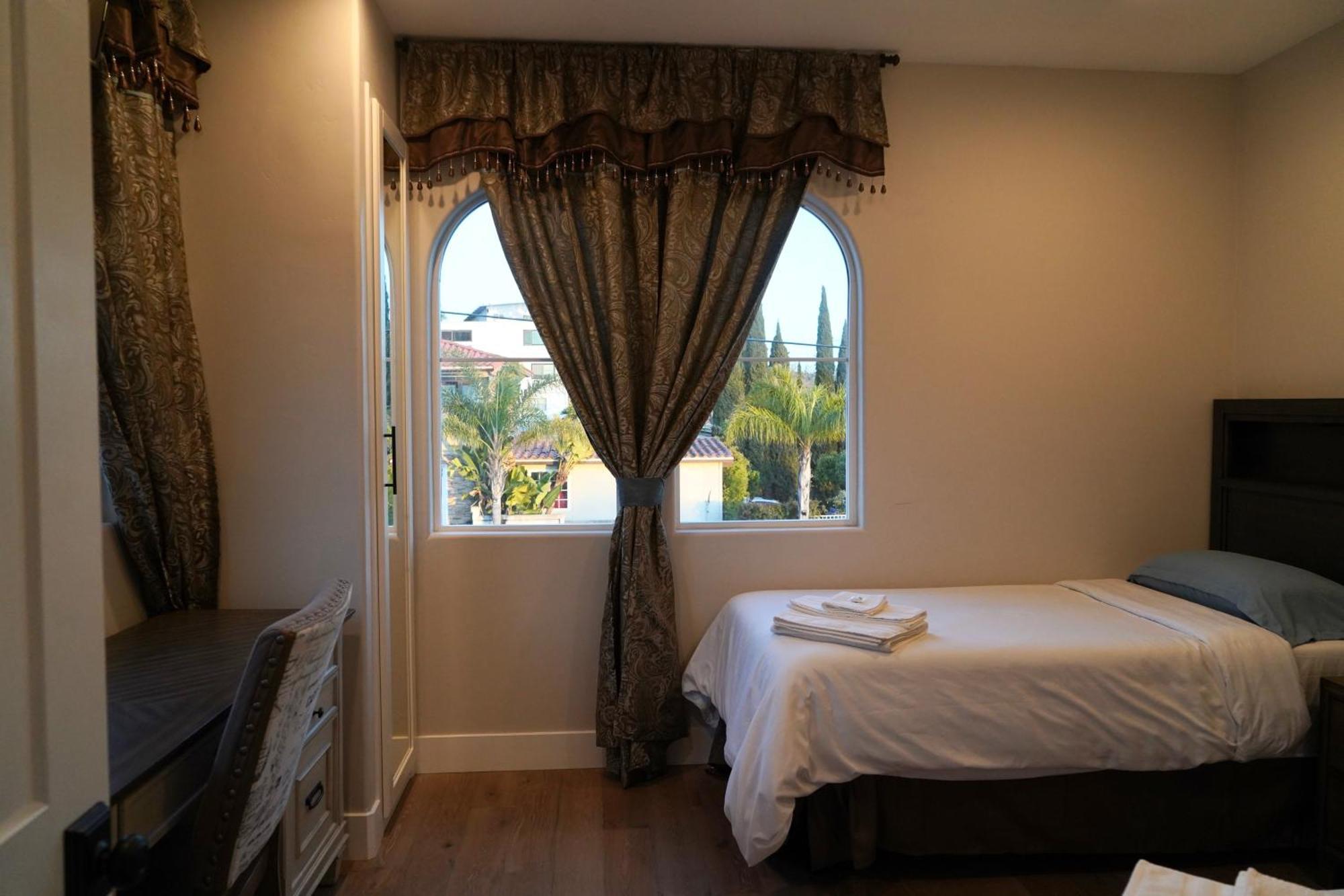 Modern Comfort, Prime Location, 360 Views, 4 Bedroom Entire House San Diego Exterior photo